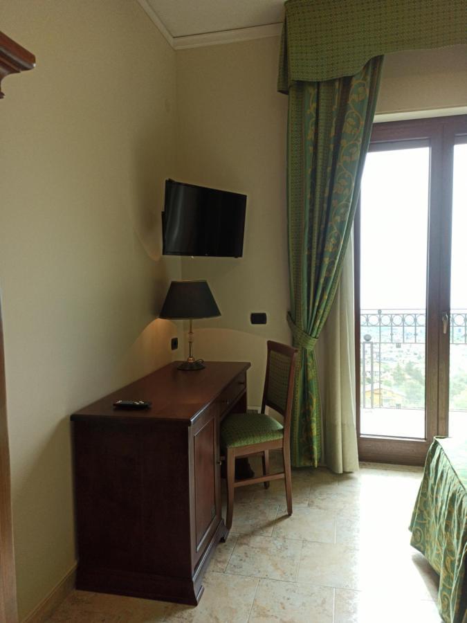 Hotel Primavera Dell'Etna Цафферана-Этнея Экстерьер фото